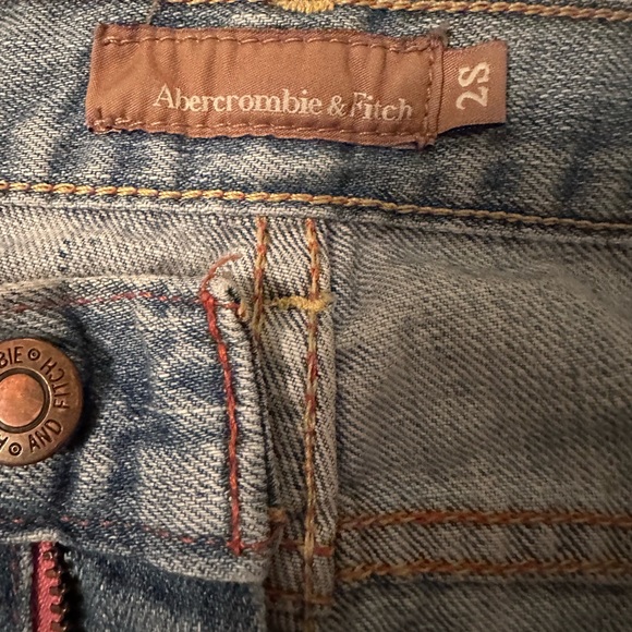 Abercrombie & Fitch Women’s Jean (Size: 2S) - Picture 4 of 7